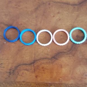 Silicone rings